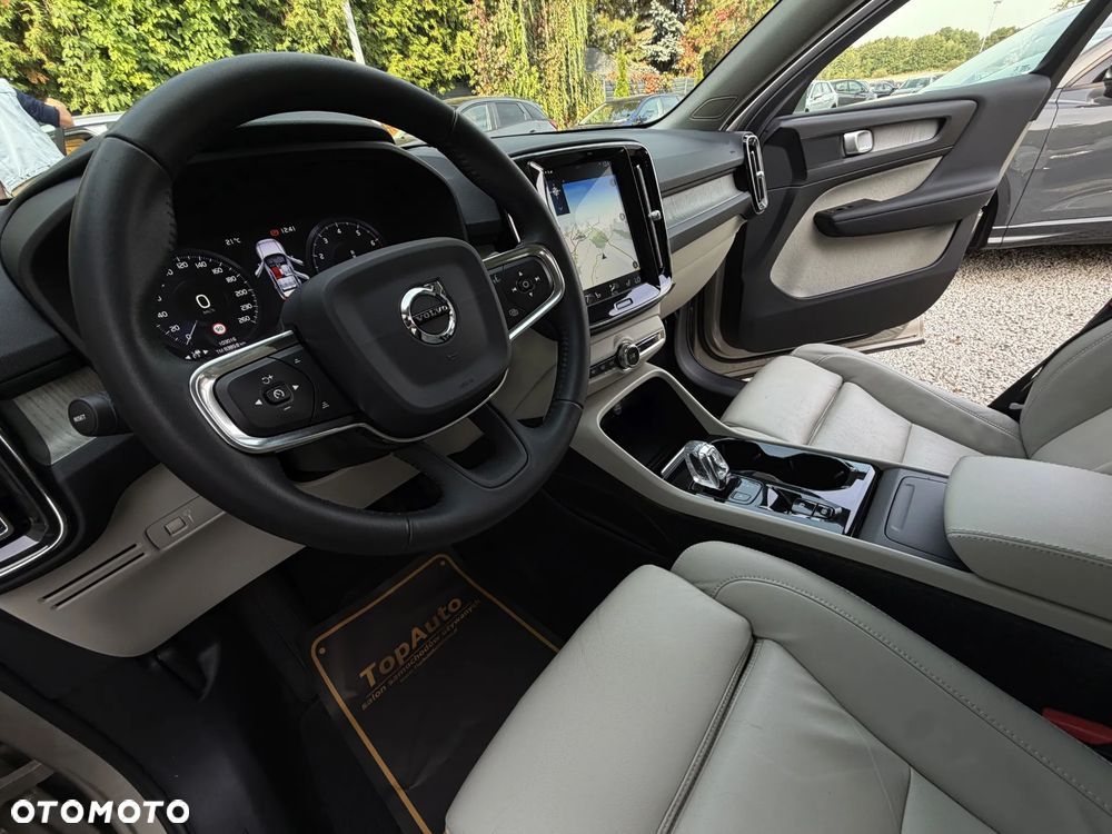 Volvo XC 40 T5 AWD Geartronic Inscription - 19
