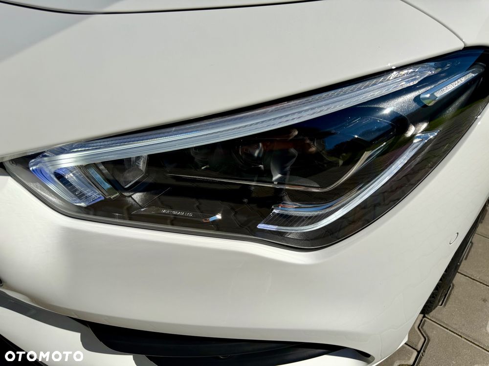 Mercedes-Benz CLA 200 AMG Line 7G-DCT - 35