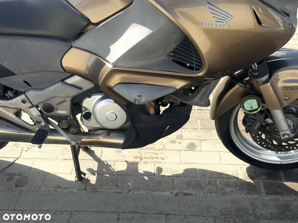 Honda Deauville - 15