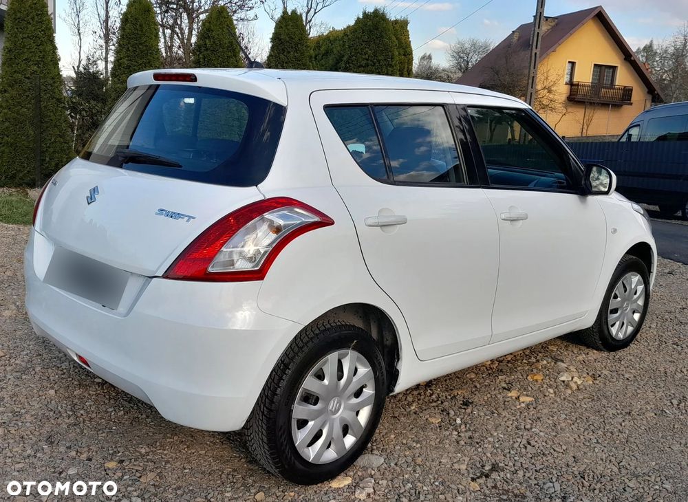 Suzuki Swift - 12