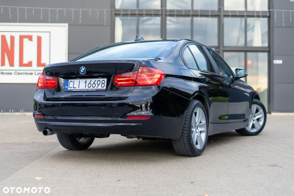 BMW Seria 3 - 27