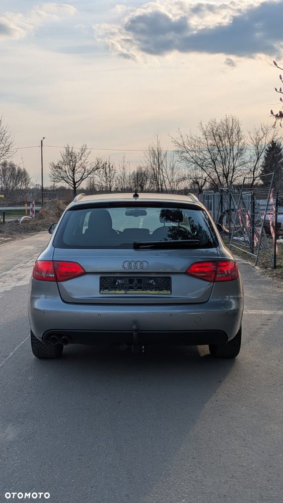Audi A4 Avant 2.0 TDI DPF Ambiente - 5