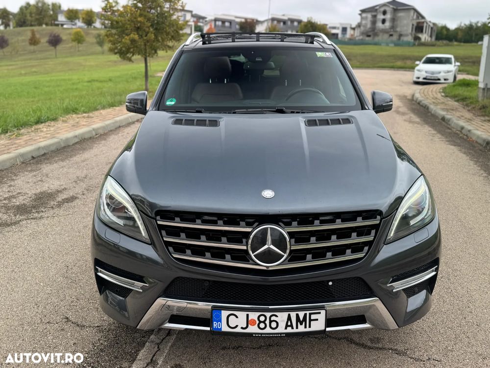 Mercedes-Benz ML - 14