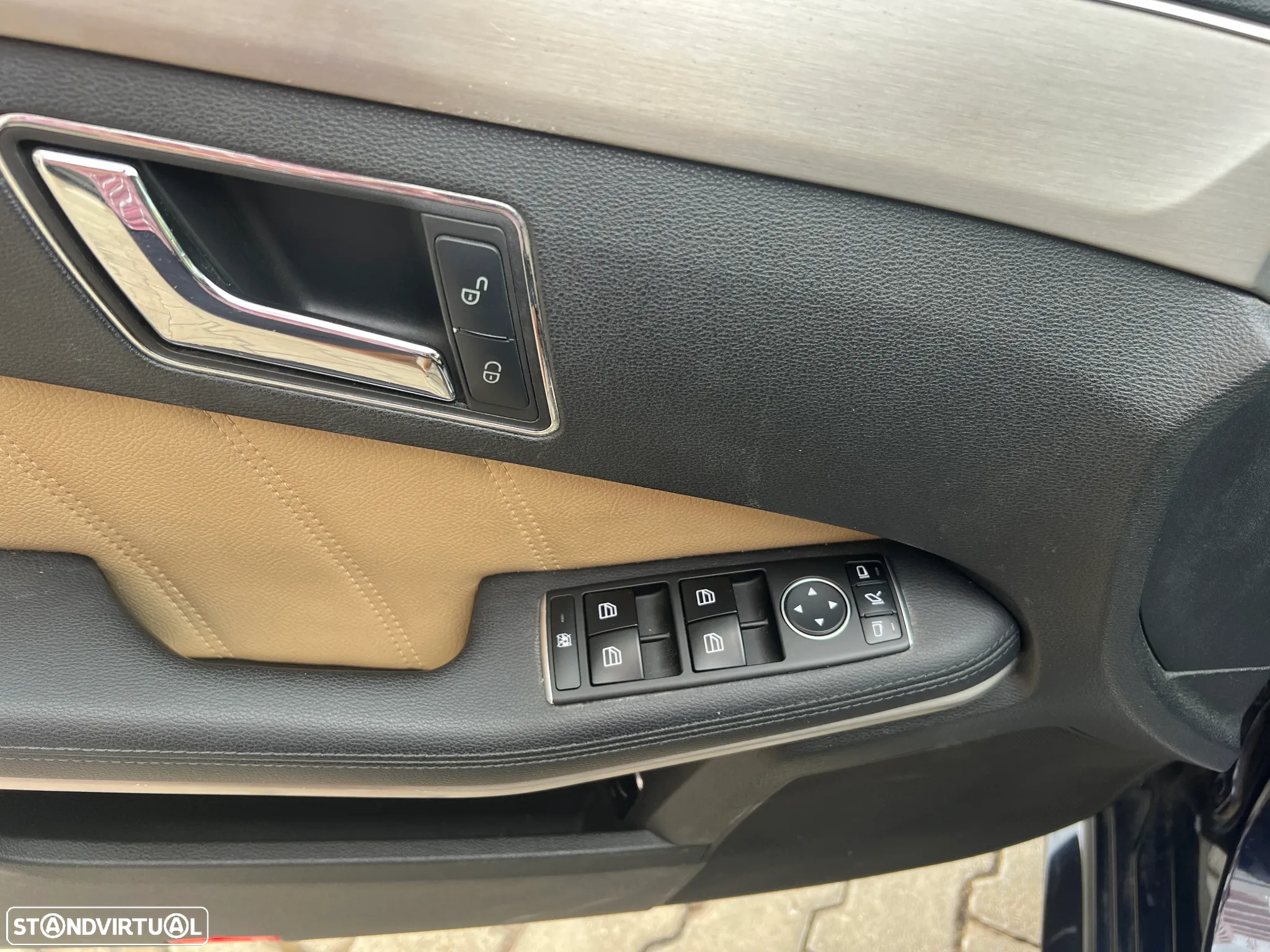 Mercedes-Benz E 250 - 15