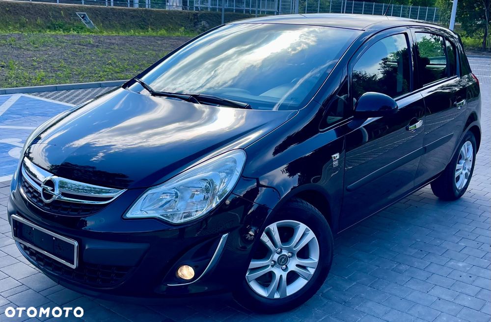 Opel Corsa 1.2 16V Cosmo - 1