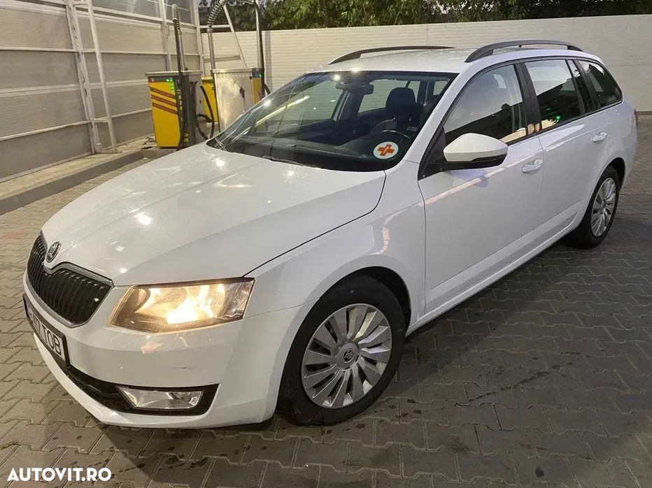 Skoda Octavia Combi 1.6 TDI (Green tec) DSG Style - 1