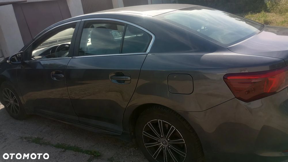 Toyota Avensis 1.6 D-4D Prestige - 5