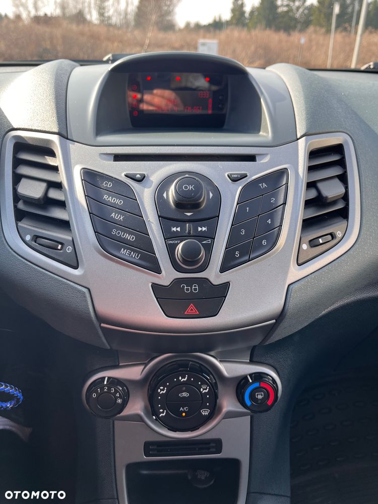 Ford Fiesta 1.25 Silver X - 16