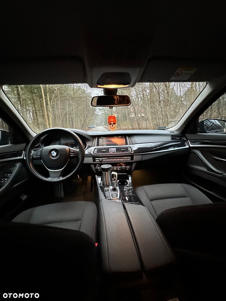 BMW Seria 5 518d - 18