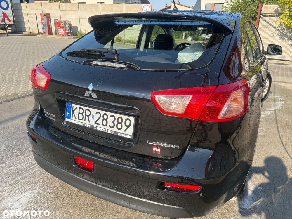 Mitsubishi Lancer 1.6 Invite - 8
