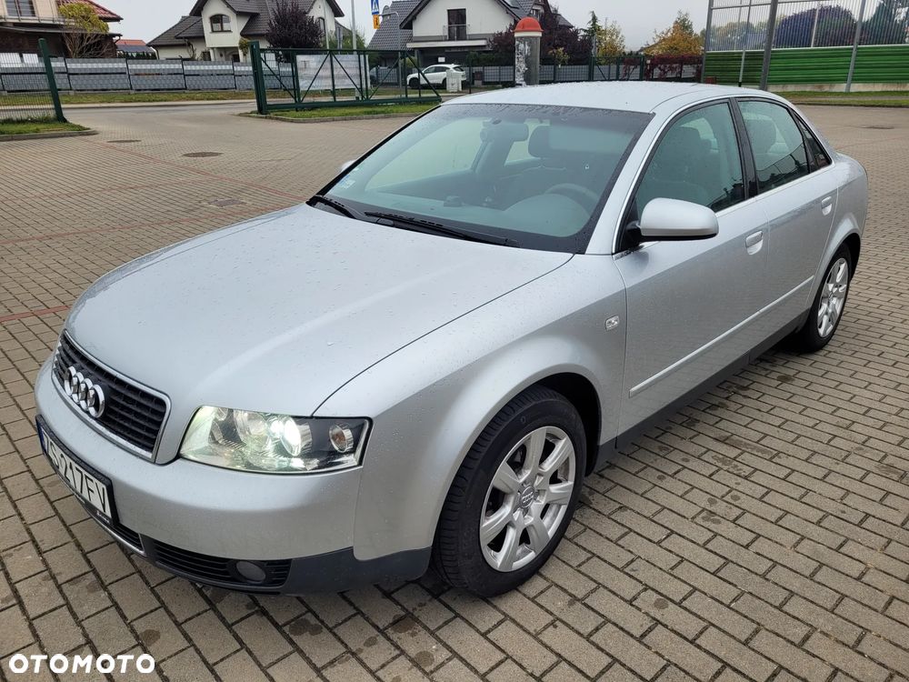 Audi A4 Limousine