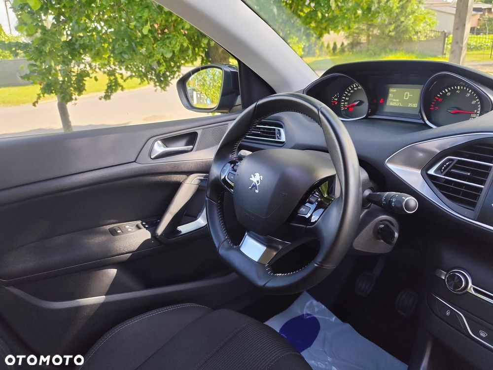 Peugeot 308 PureTech 130 GPF Stop & Start Allure - 21