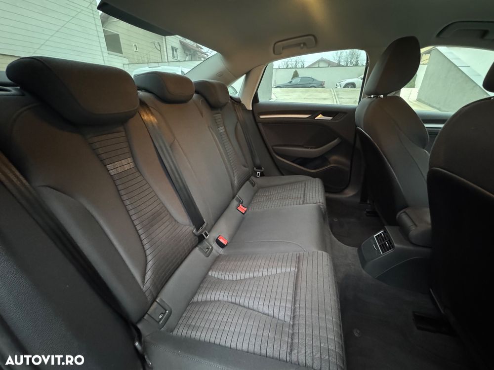 Audi A3 2.0 TDI ack S tronic - 17