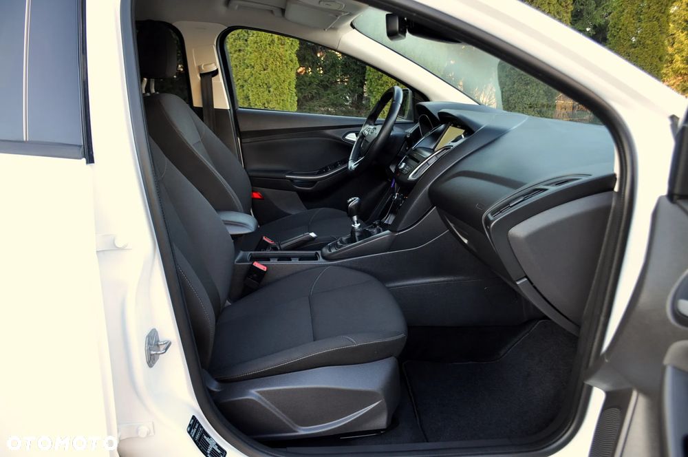 Ford Focus 1.5 TDCi Titanium - 17
