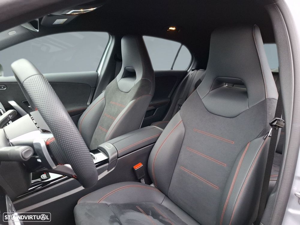 Mercedes-Benz A 200 - 11