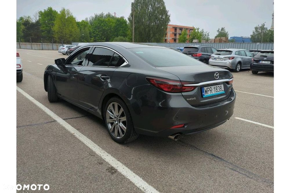 Mazda 6 2.0 SkyPrestige - 2