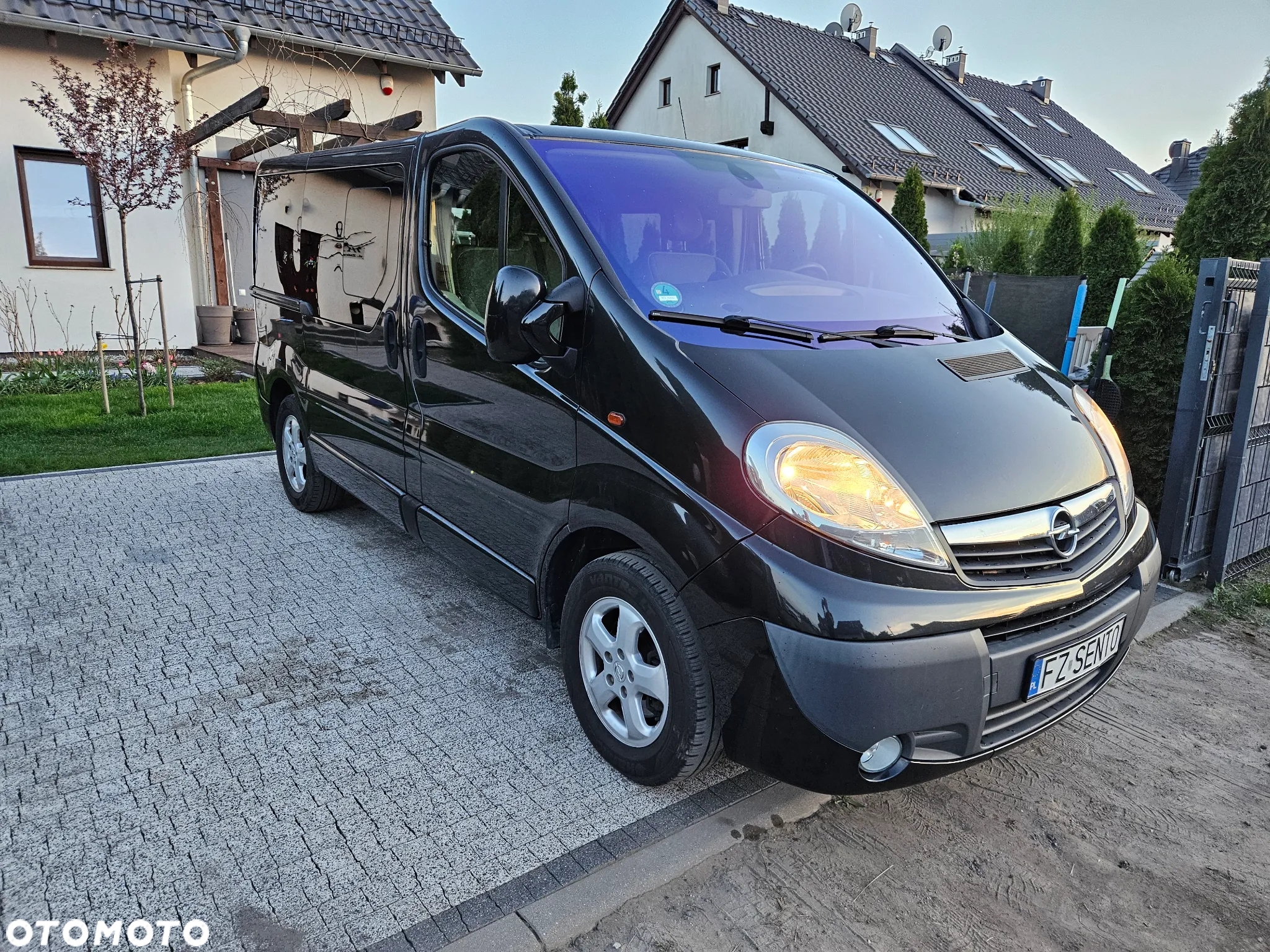 Opel Vivaro L1H1 Tour Cosmo - 4