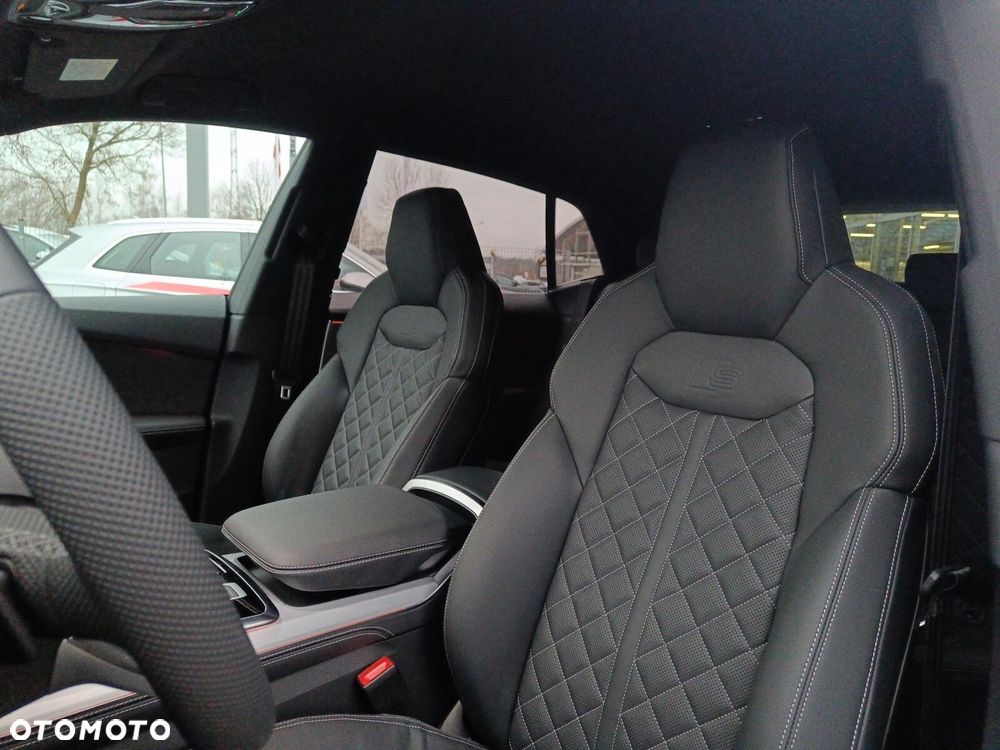 Audi Q8 - 4