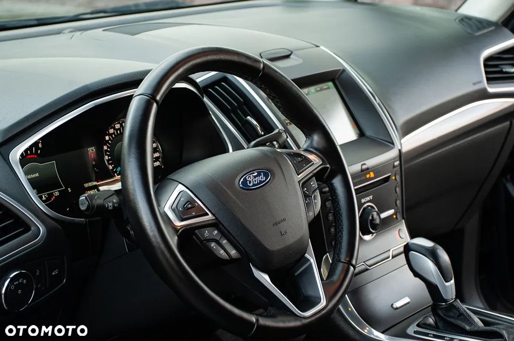 Ford S-Max 2.0 TDCi Titanium PowerShift - 22