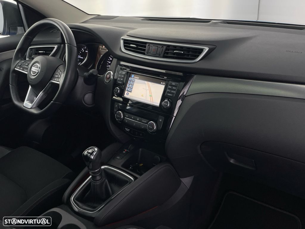 Nissan Qashqai 1.5 dCi N-Connecta - 24