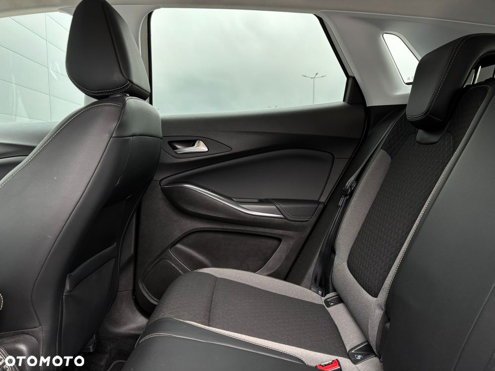 Opel Grandland X 1.5 CDTI Edition S&S - 32