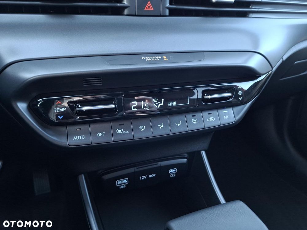 Hyundai i20 1.0 T-GDi Modern Black DCT - 17