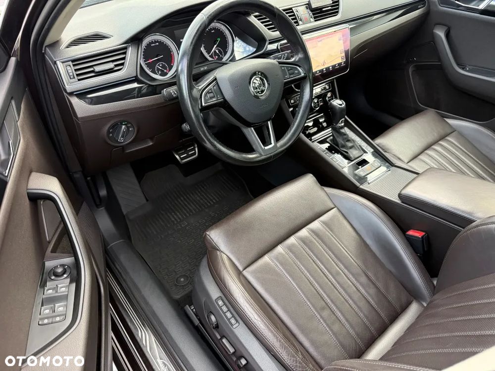 Skoda Superb 2.0 TDI SCR L&K DSG - 18
