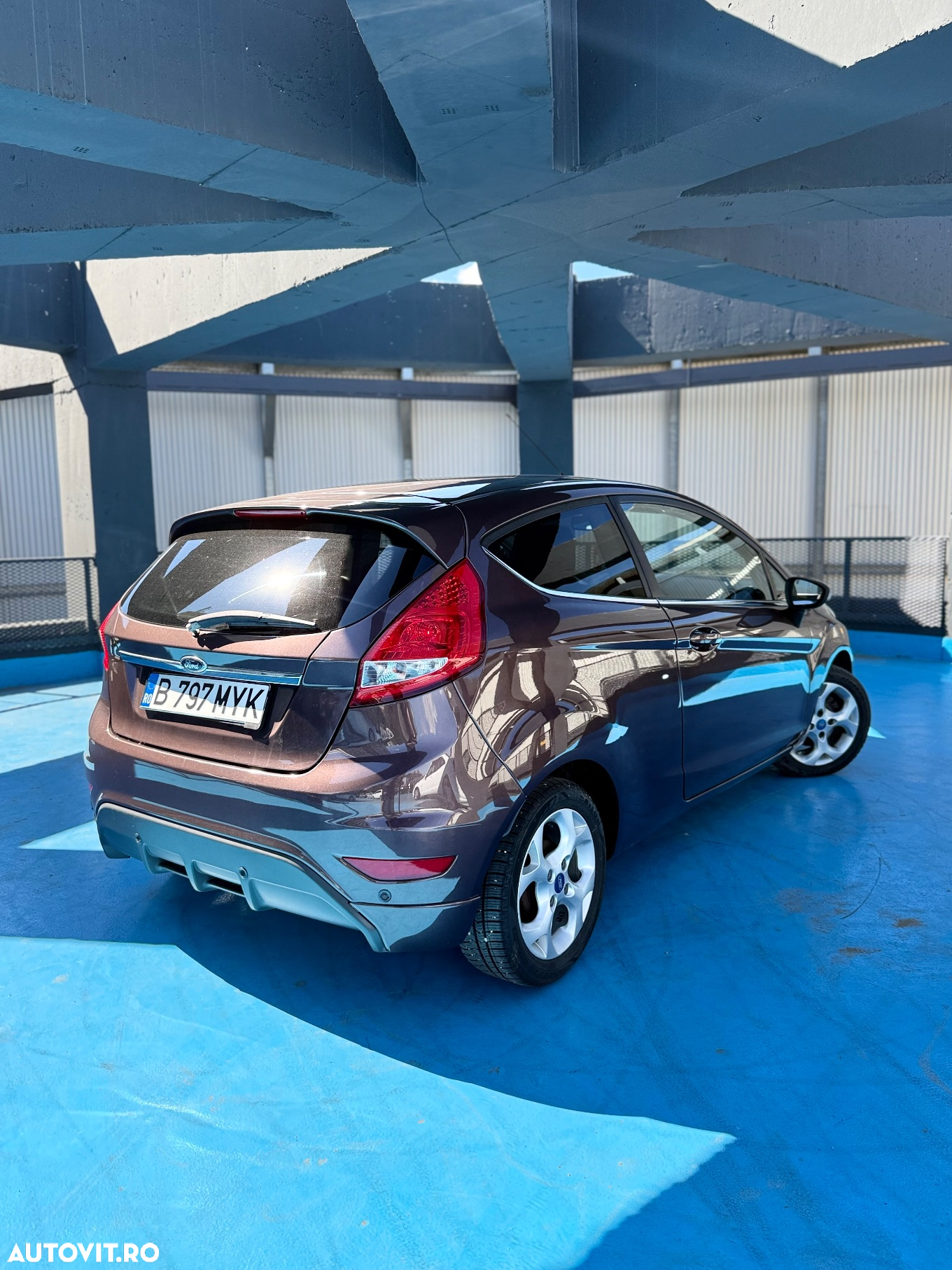 Ford Fiesta 1.4i Titanium - 15