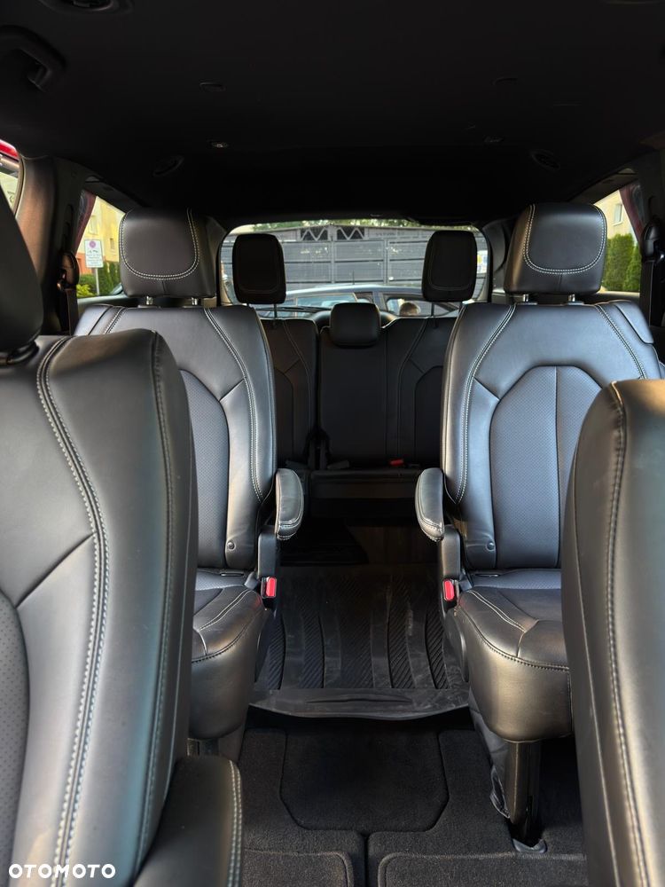 Chrysler Pacifica - 14