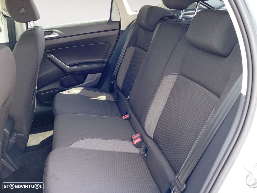 VW Taigo 1.0 TSI Urban DSG - 13