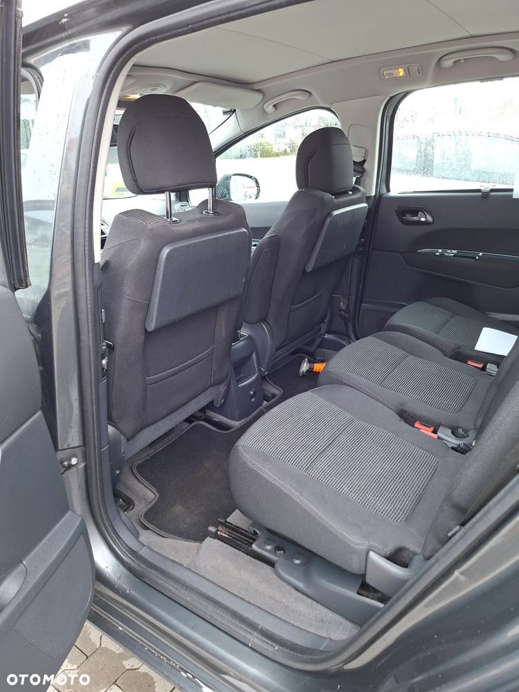 Peugeot 5008 - 15