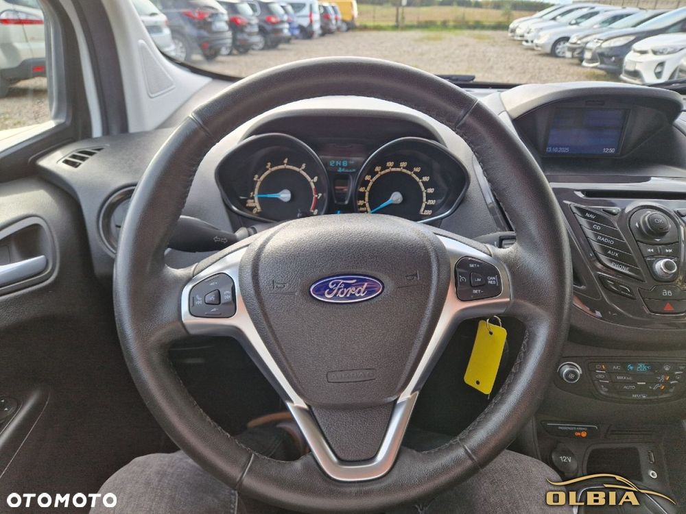 Ford Tourneo Courier - 15