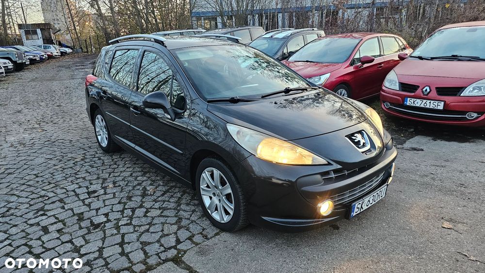 Peugeot 207 1.6 Trendy - 3