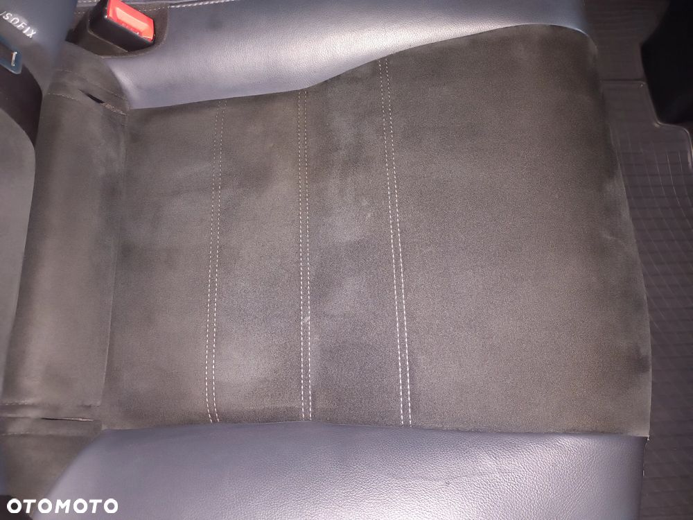 Toyota Avensis 1.8 Sol - 15