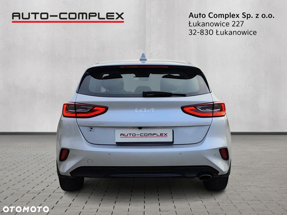 Kia Ceed 1.5 T-GDI M DCT - 4