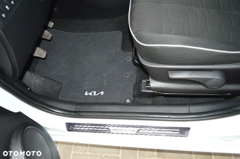 Kia Venga 1.4 CVVT Titanium Collection - 22