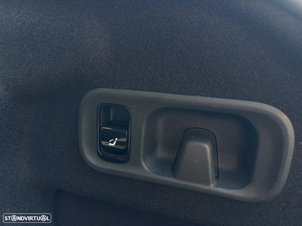 Mercedes-Benz C 180 9G-TRONIC Edition AMG Line - 21