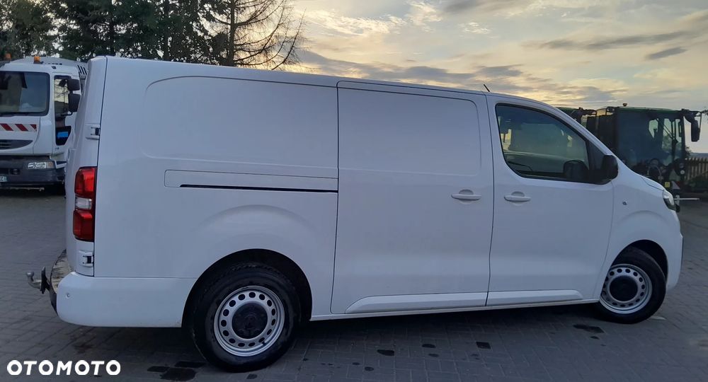 Opel Vivaro furgon - 8