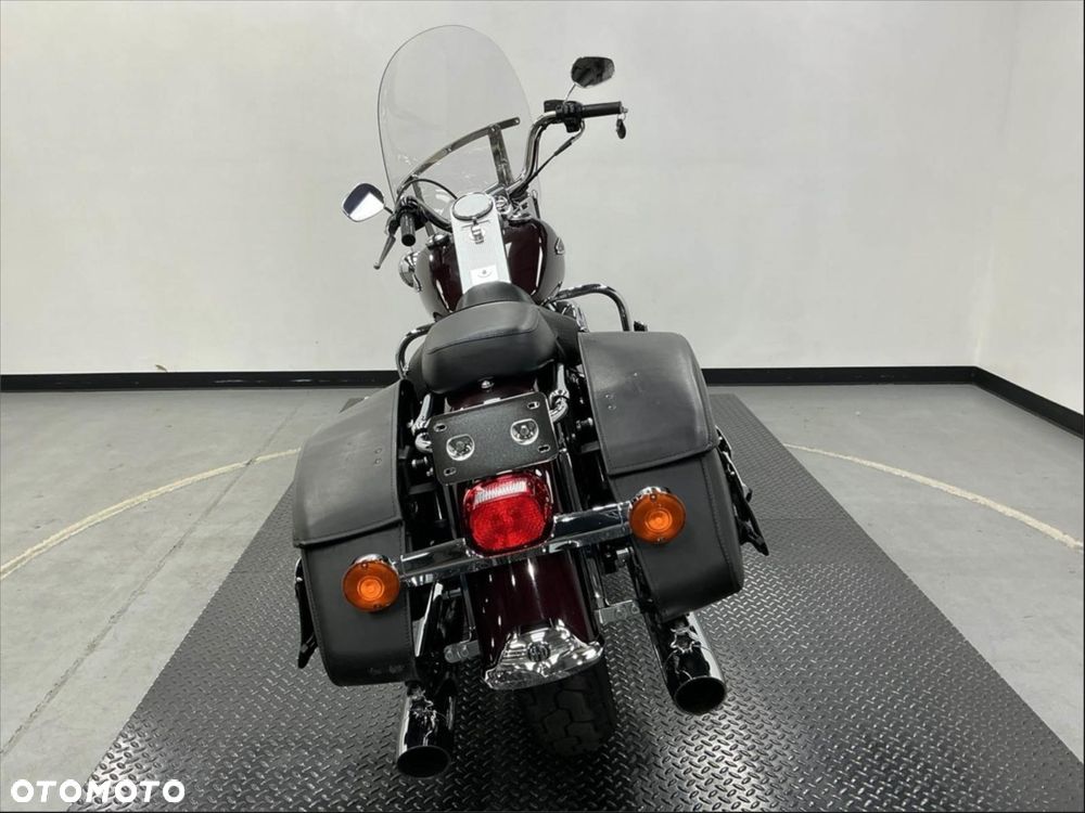 Harley-Davidson Touring Road King - 4