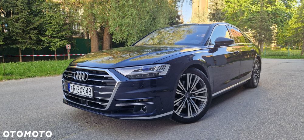 Audi A8 - 1