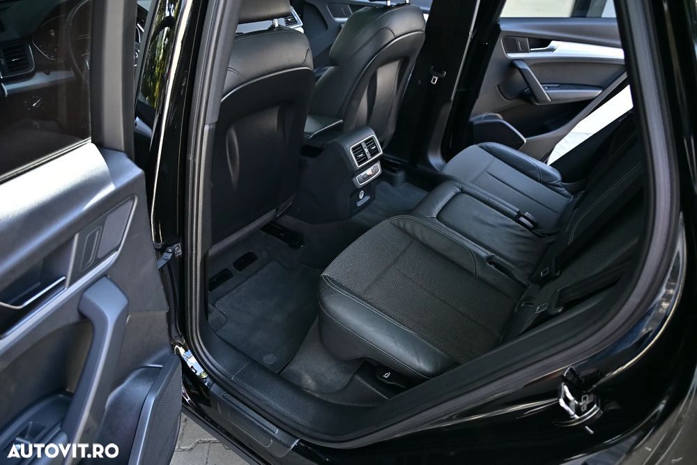 Audi Q5 2.0 40 TDI quattro S tronic Sport - 37