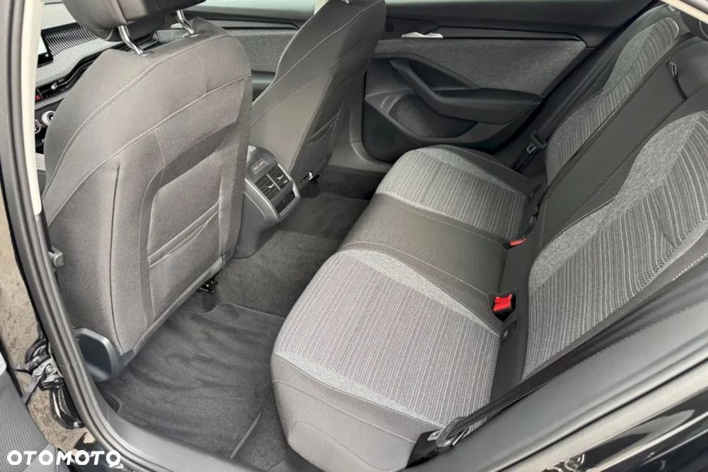 Skoda Superb 2.0 TSI Drive DSG - 9