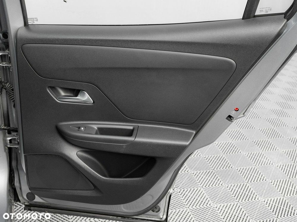 Opel Mokka 1.2 T Elegance S&S - 32