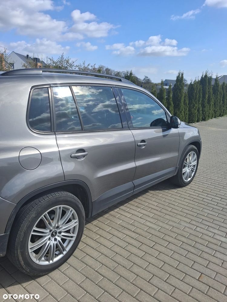Volkswagen Tiguan - 19