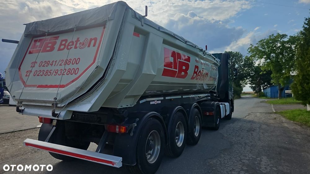 Inny Heuser 3 SK - 3