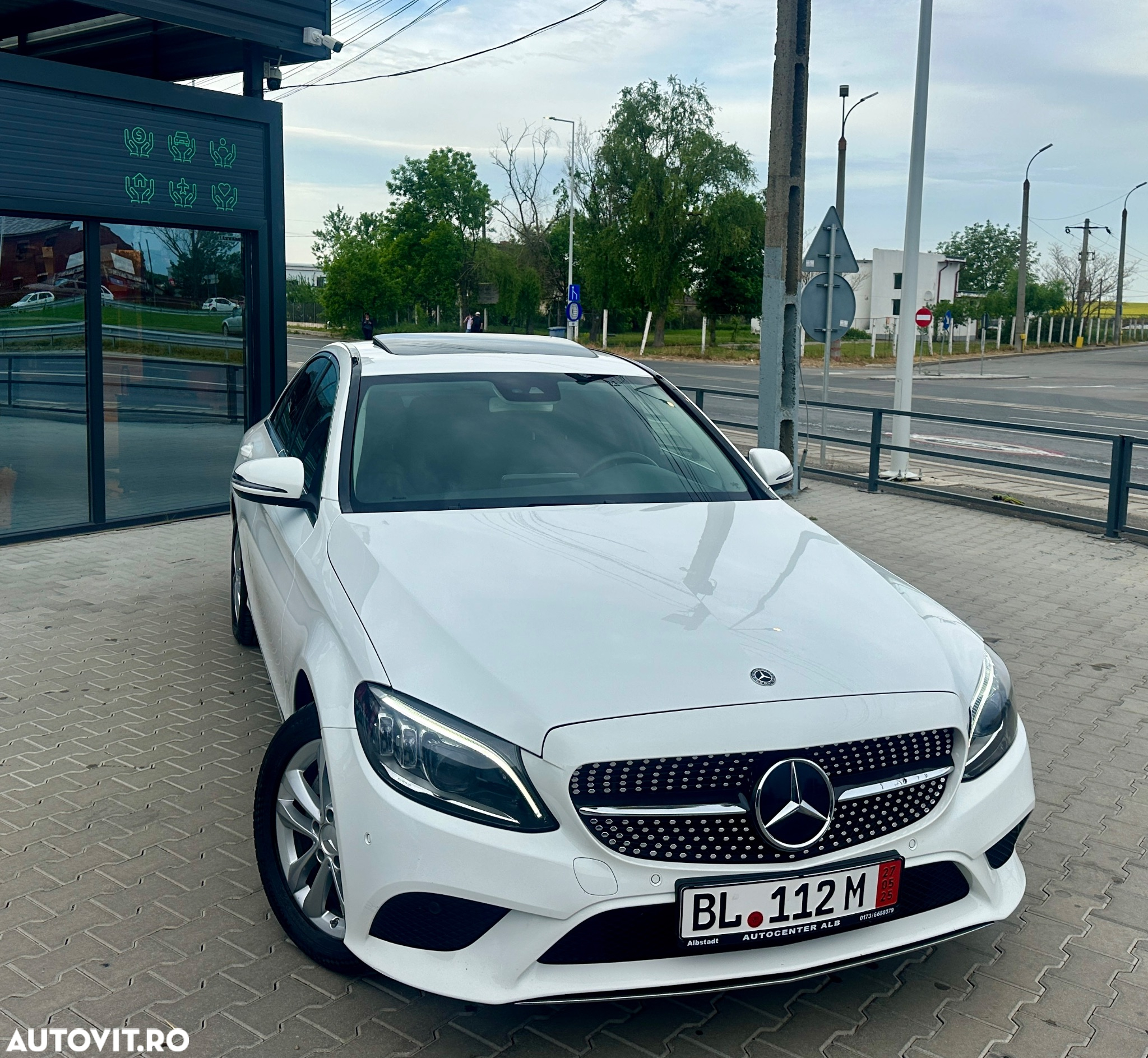 Mercedes-Benz C 220 d 4Matic T 9G-TRONIC AMG Line - 15