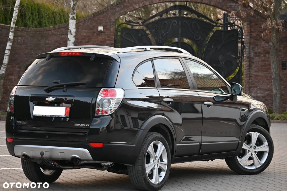 Chevrolet Captiva 3.0 4WD LTZ - 12