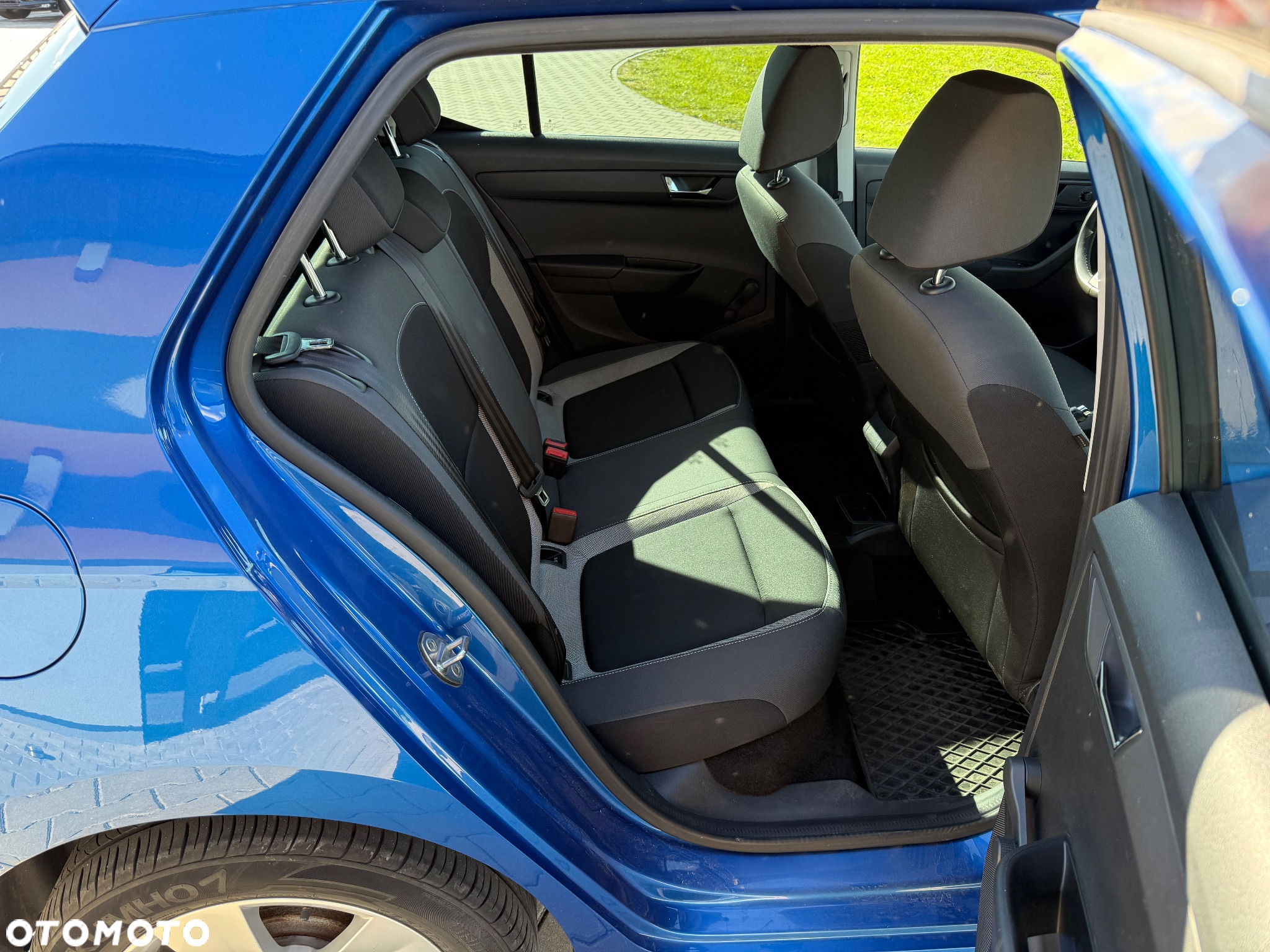 Skoda Fabia 1.0 TSI Style Color - 8