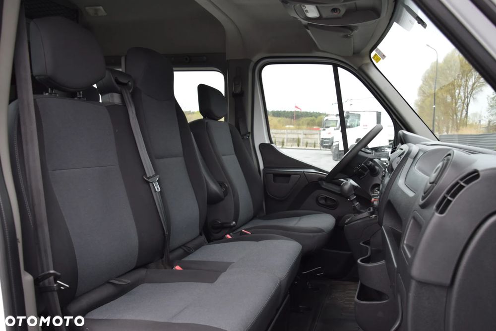 Renault MASTER / 2.3 - 150 KM / BRYGADÓWKA / DOKA / 7 OSOBOWY / DOSTAWCZE / BLASZAK / KLIMA / TEMPOMAT / SPROWADZONY - 34