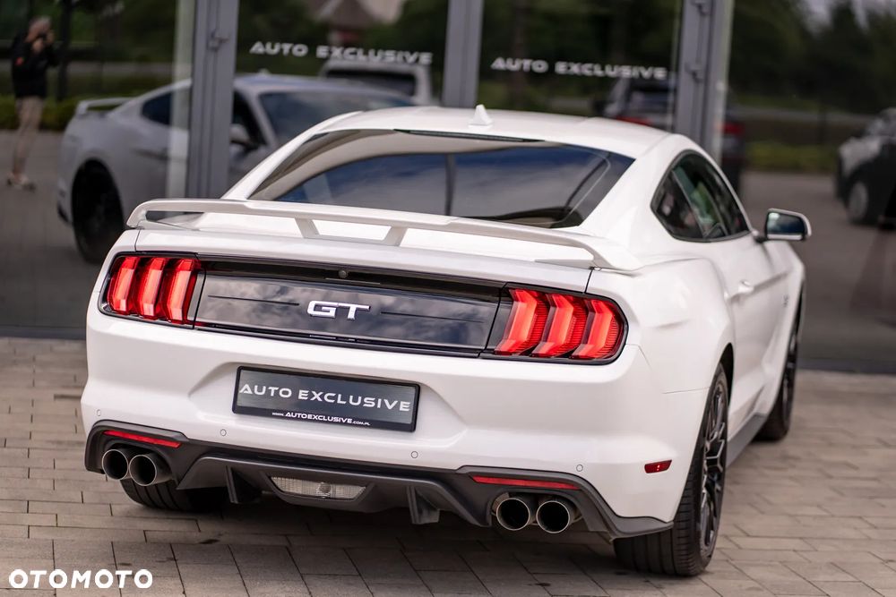 Ford Mustang - 18